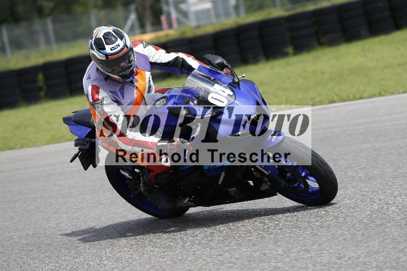 /Archiv-2024/29 12.06.2024 MOTO.CH Track Day ADR/Gruppe blau/04